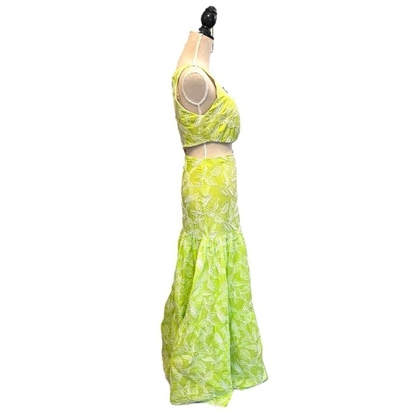 Desnude One Shoulder Middle Cut Out Tiered Maxi Dress in Chartreuse - Picture 8 of 16